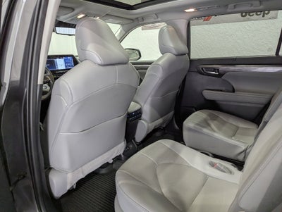 2021 Toyota Highlander Platinum AWD
