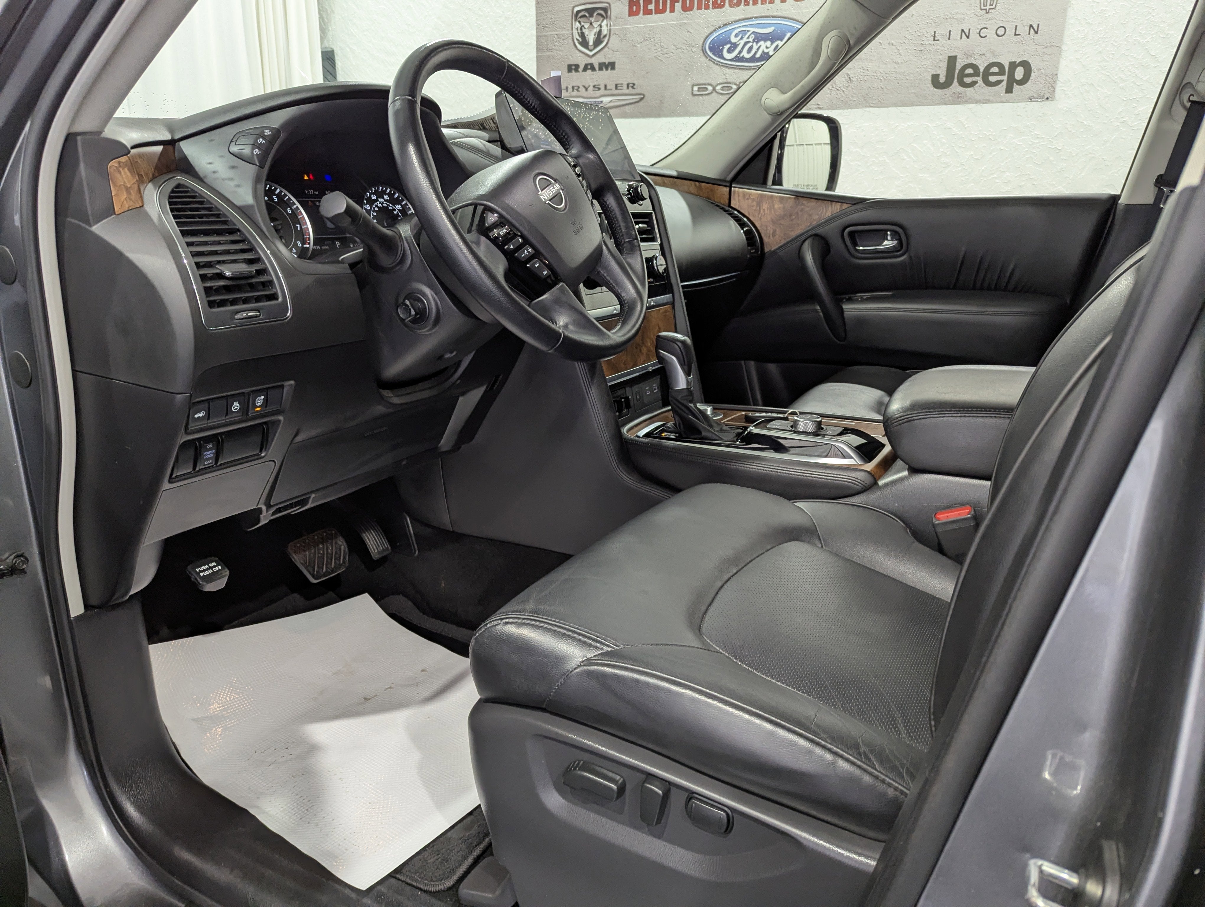 2024 Nissan Armada SL 4x4