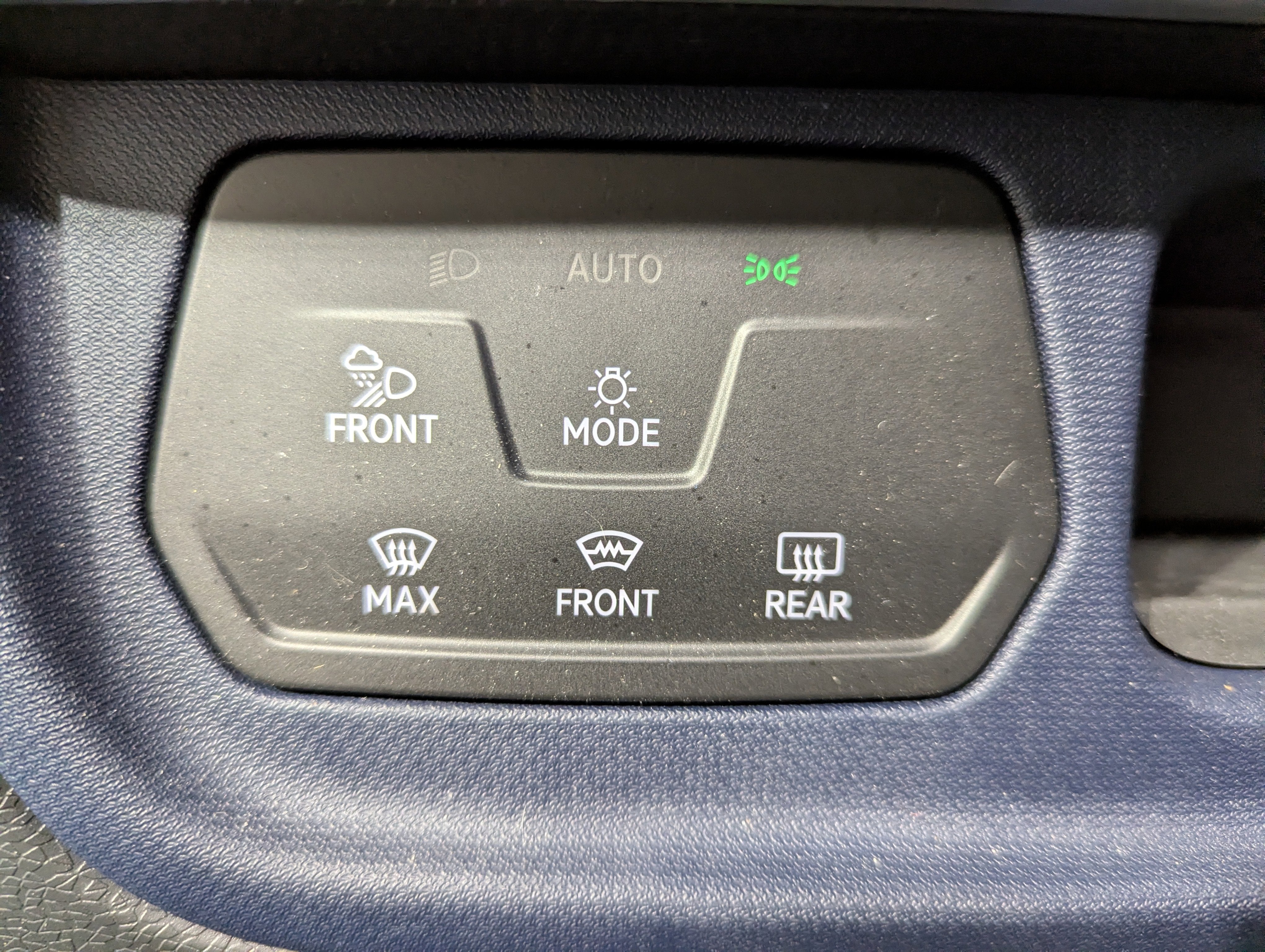 2025 Volkswagen ID. Buzz Pro S Plus 4MOTION